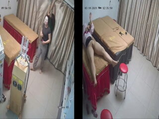 Hack camera spa chị gái vếu khủng lồn múp đi triệt lông